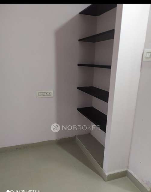 2 BHK Flat In 117 Tnhb Hig Flats Sholi For Sale  In Shollinganallur