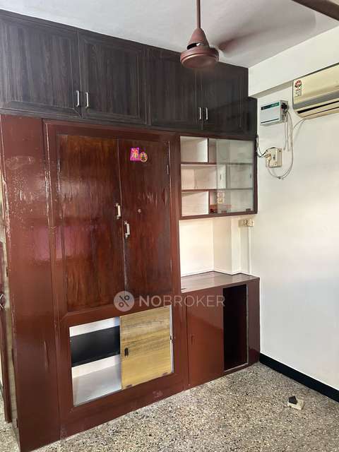 1 RK Flat In Gokul Arjun Apartments For Sale  In Kodambakkam