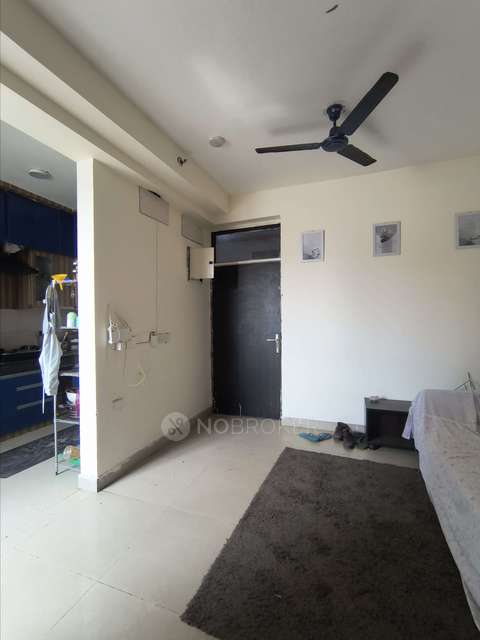 3 BHK Flat In Ajnara Le Garden for Rent  In Ajnara Le Garden
