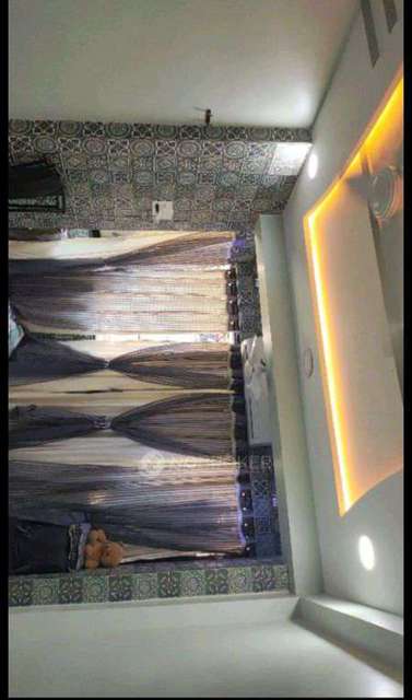 1 BHK Flat In Zam Zam Manzil  for Rent  In Thane West