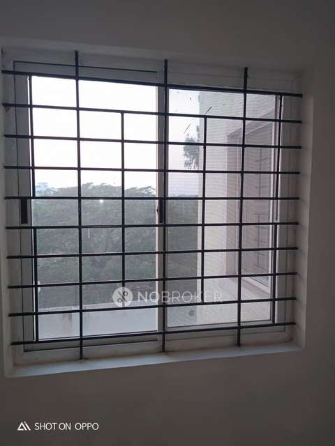 2 BHK Flat In Vakil Whispering Woods For Sale  In Bommasandra