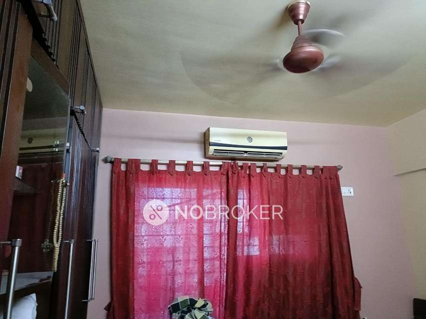 1 BHK Flat In Solitaire Star For Sale  In Malad West