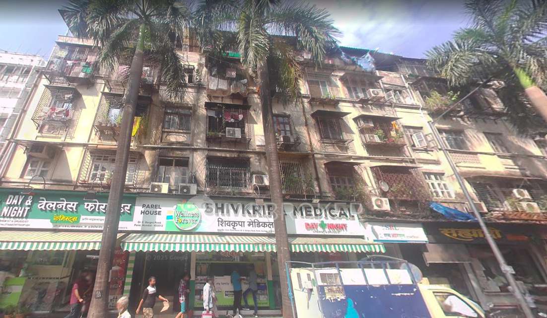 1 BHK Flat In Parel House For Sale  In Parel East