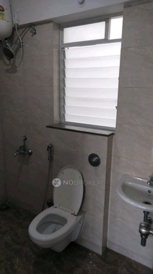 1 BHK Flat In Amanora Park Victory Tower, for Rent In Near Manjri Rd Hadapsar