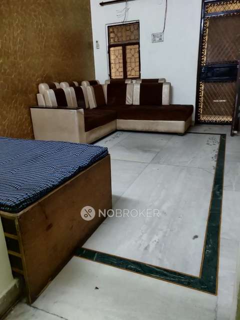 1 BHK Flat for Rent  In Kalkaji