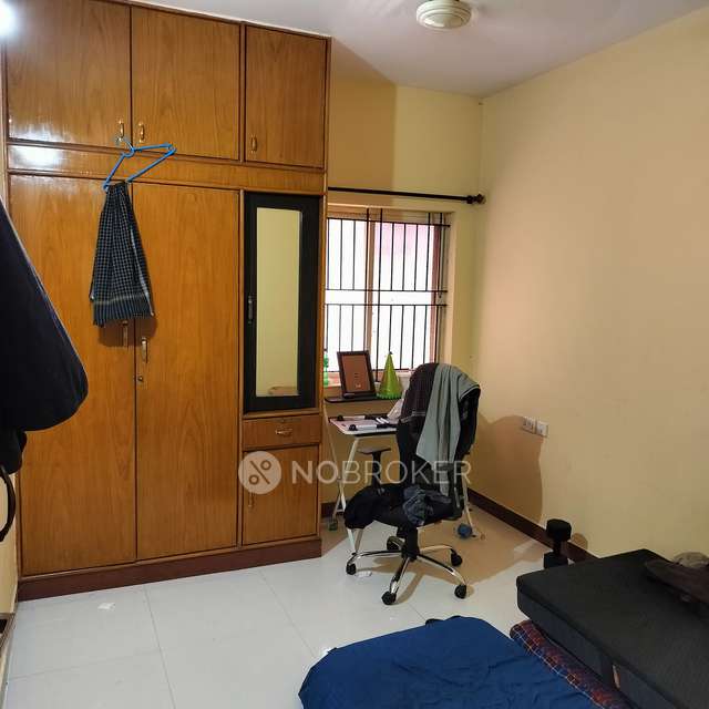 3 BHK Flat In Sharief Apartment For Sale  In Mahadevapura
