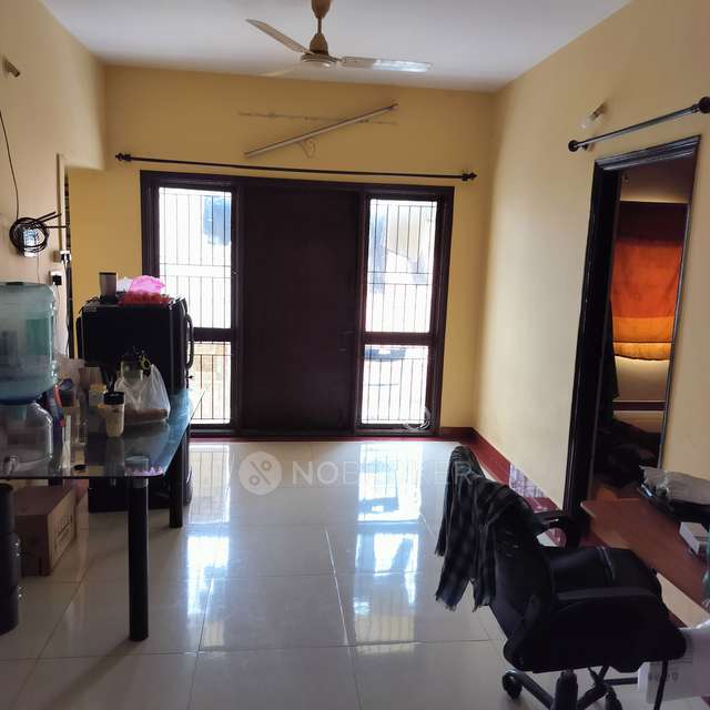 3 BHK Flat In Sharief Apartment For Sale  In Mahadevapura