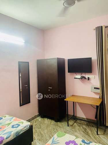 PG for Girls in Sector 15