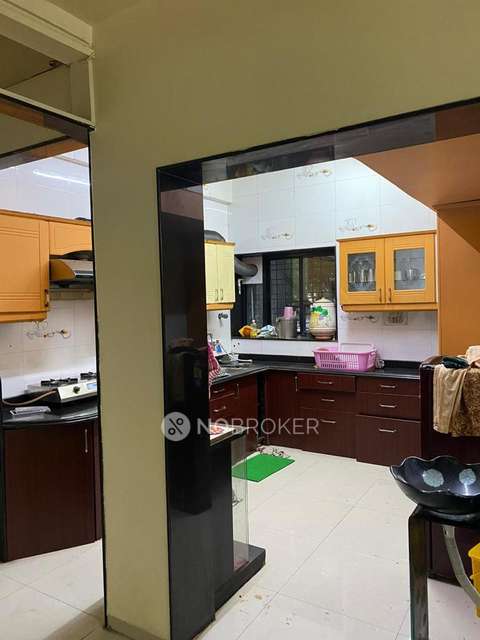 Single Room for Female In 3 BHK  In Mahesh Kunj  In Hanuman Nagar, Wadarvadi