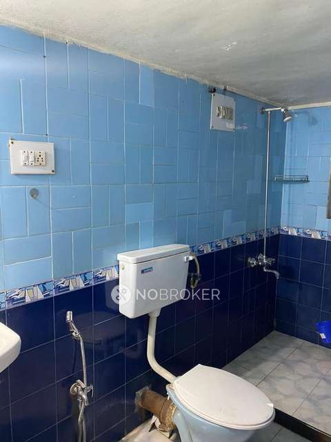 Single Room for Female In 3 BHK  In Mahesh Kunj  In Hanuman Nagar, Wadarvadi