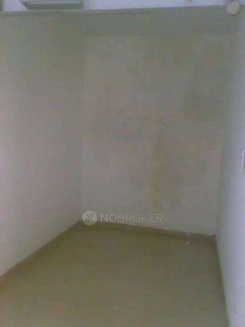 Shop in Sector 51, Noida for Rent 