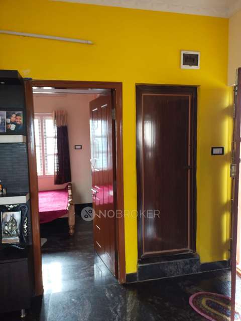 4+ BHK Flat In Standalone Building  For Sale  In Smv Layout