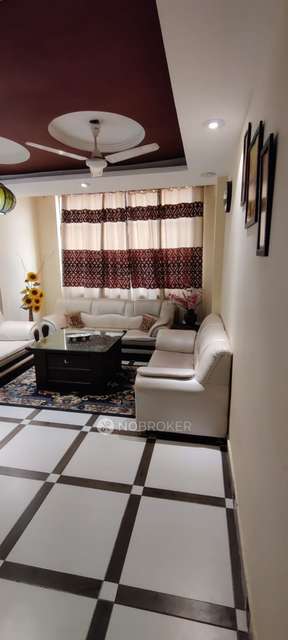 4+ BHK Flat In Standalone Building  For Sale  In Patparganj