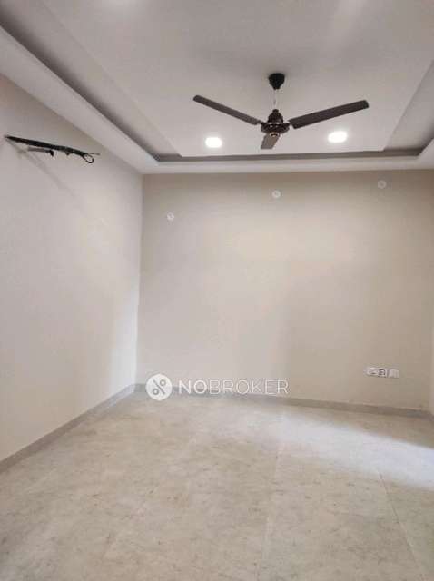 2 BHK Flat for Rent  In Sector 4