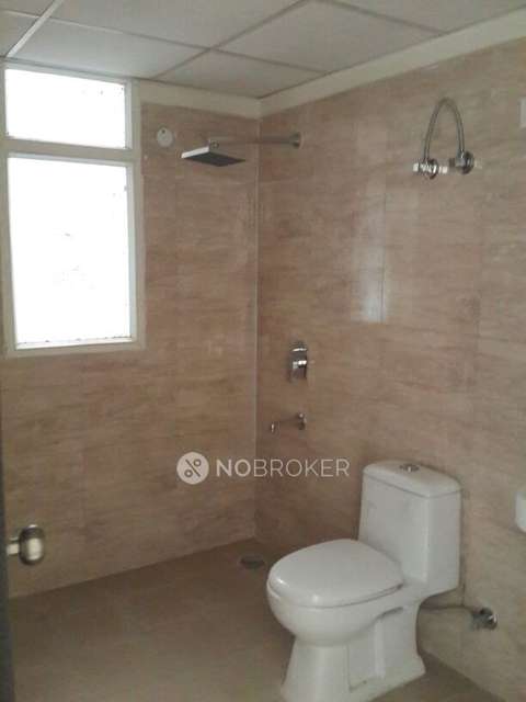 3 BHK Flat In Sethi Max Royal For Sale  In Sector-76