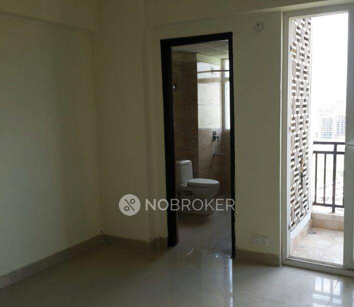 3 BHK Flat In Sethi Max Royal For Sale  In Sector-76