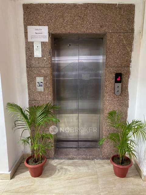 3 BHK Flat In Sethi Max Royal For Sale  In Sector-76