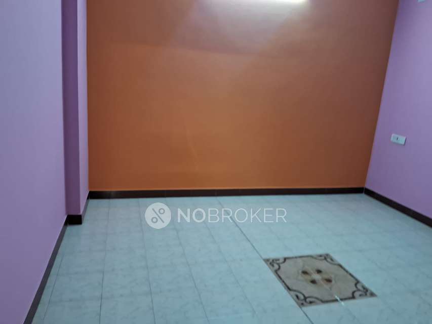 2 BHK Flat In Sr  Rishab Flats, Velachery For Sale  In Velachery