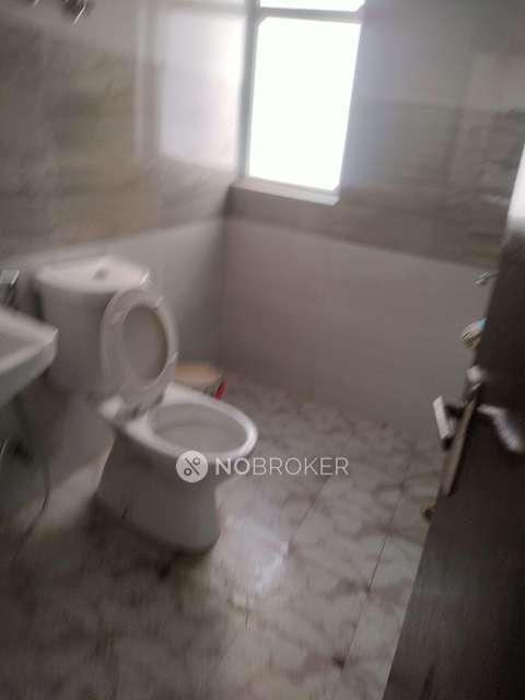 3 BHK Flat In Amrapali Leisure Park For Sale  In Sector-1