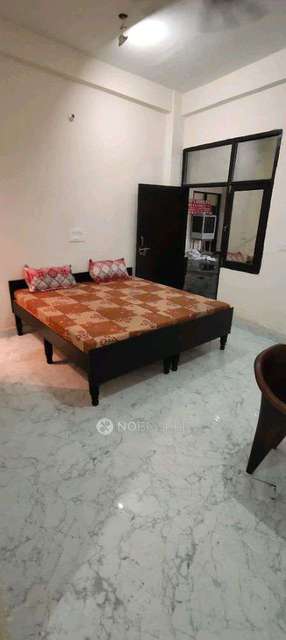 PG for Girls in Sector 168 