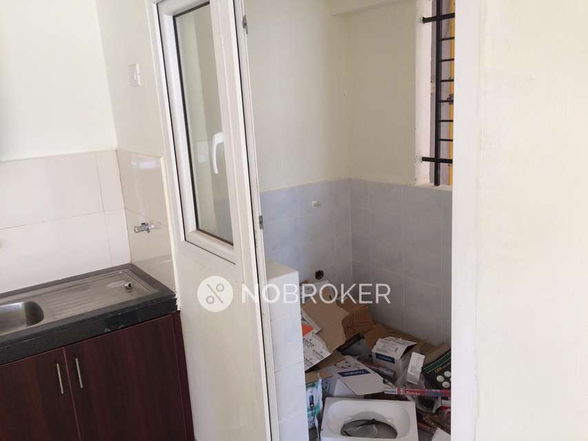 3 BHK Flat In Embassy Residency For Sale  In Cheran Nagar,perumbakkam