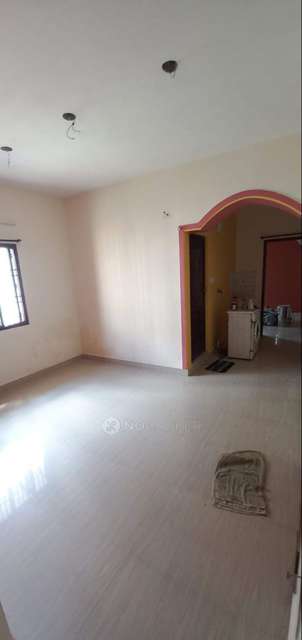 2 BHK Flat In Annapoorna Apartments, Ponniammanmedu For Sale  In Ponniammanmedu