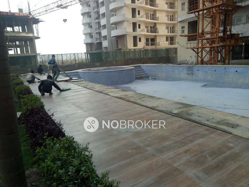 2 BHK Flat In Victory Central For Sale  In Sector 12