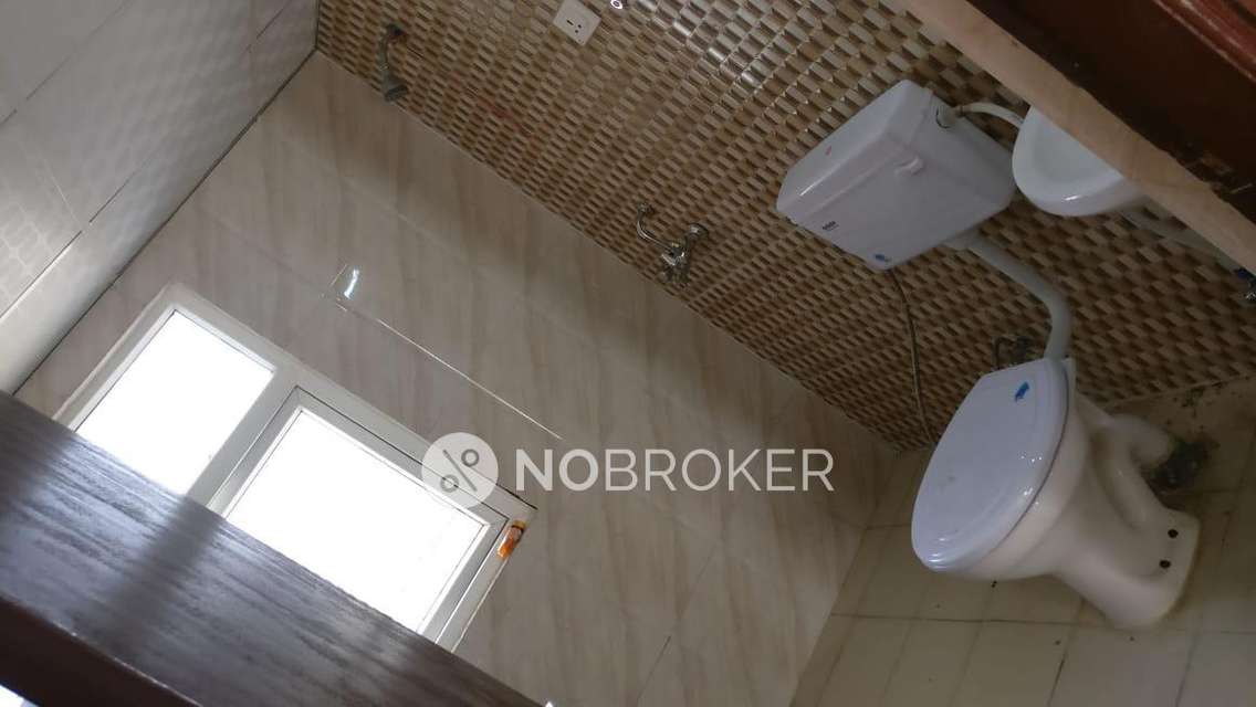 2 BHK Flat In Victory Central For Sale  In Sector 12