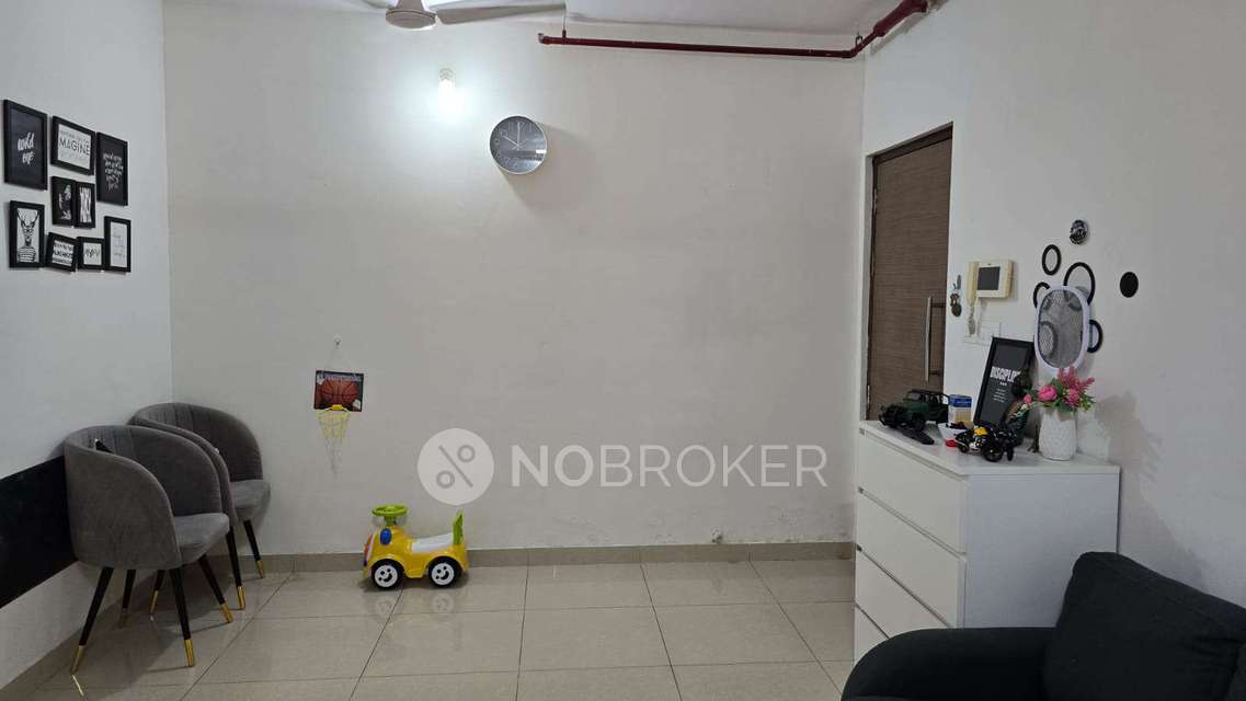 2 BHK Flat In Wadhwa The Address For Sale  In Ghatkopar West