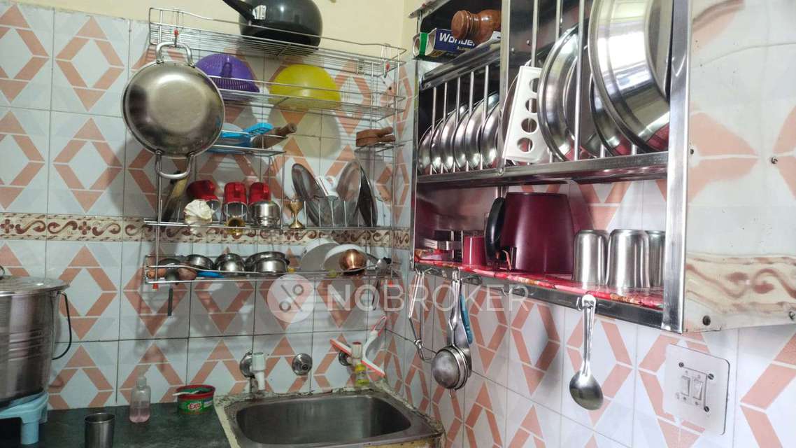 2 BHK Flat In Paragati Enclave For Sale  In A1-a2 Link Road Pragati Enclave, Lig Flats Pocket A1, Link Road, Near Biraj Fast Food, Pocket A 2, Mayur Vihar Phase Iii, Delhi, 110096, India