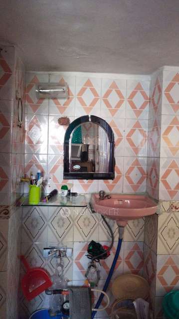 2 BHK Flat In Paragati Enclave For Sale  In A1-a2 Link Road Pragati Enclave, Lig Flats Pocket A1, Link Road, Near Biraj Fast Food, Pocket A 2, Mayur Vihar Phase Iii, Delhi, 110096, India