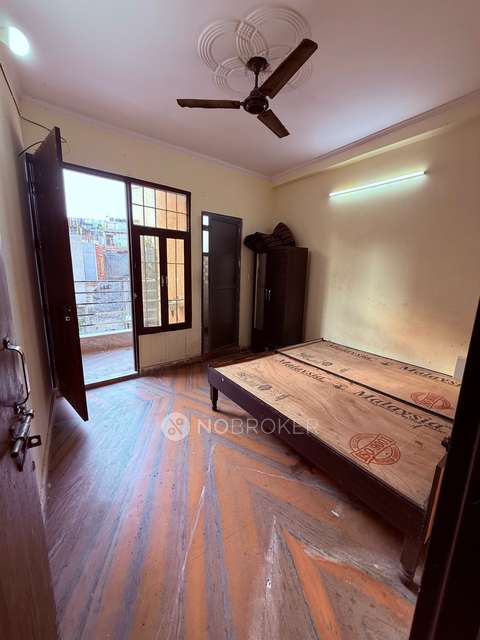 1 BHK Flat In Apartment for Rent  In New Ashok Nagar