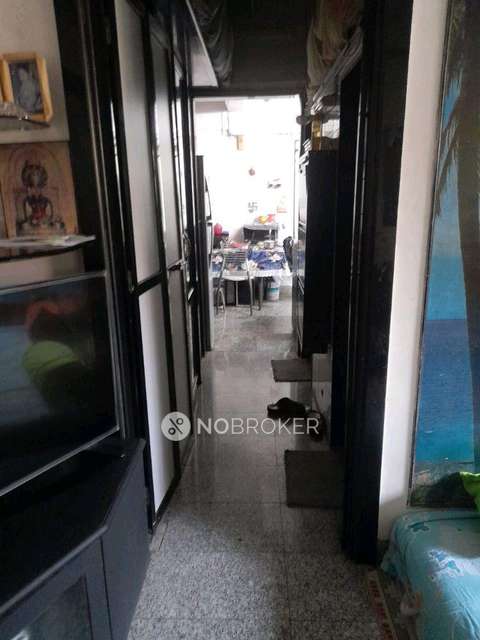 2 BHK Flat In Modern Shashi Tara Chs For Sale  In Pai Nagar, Borivali West