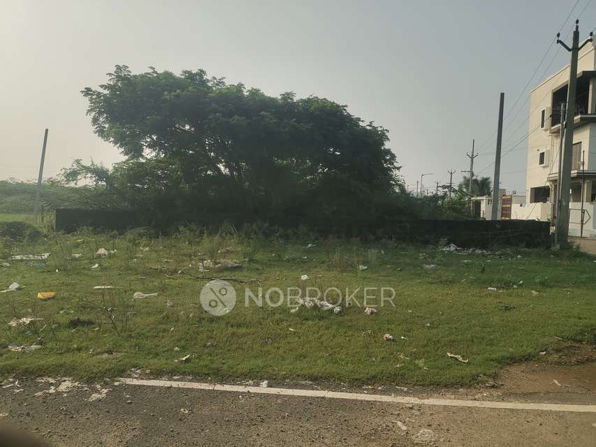 Plot For Sale  In Korattur