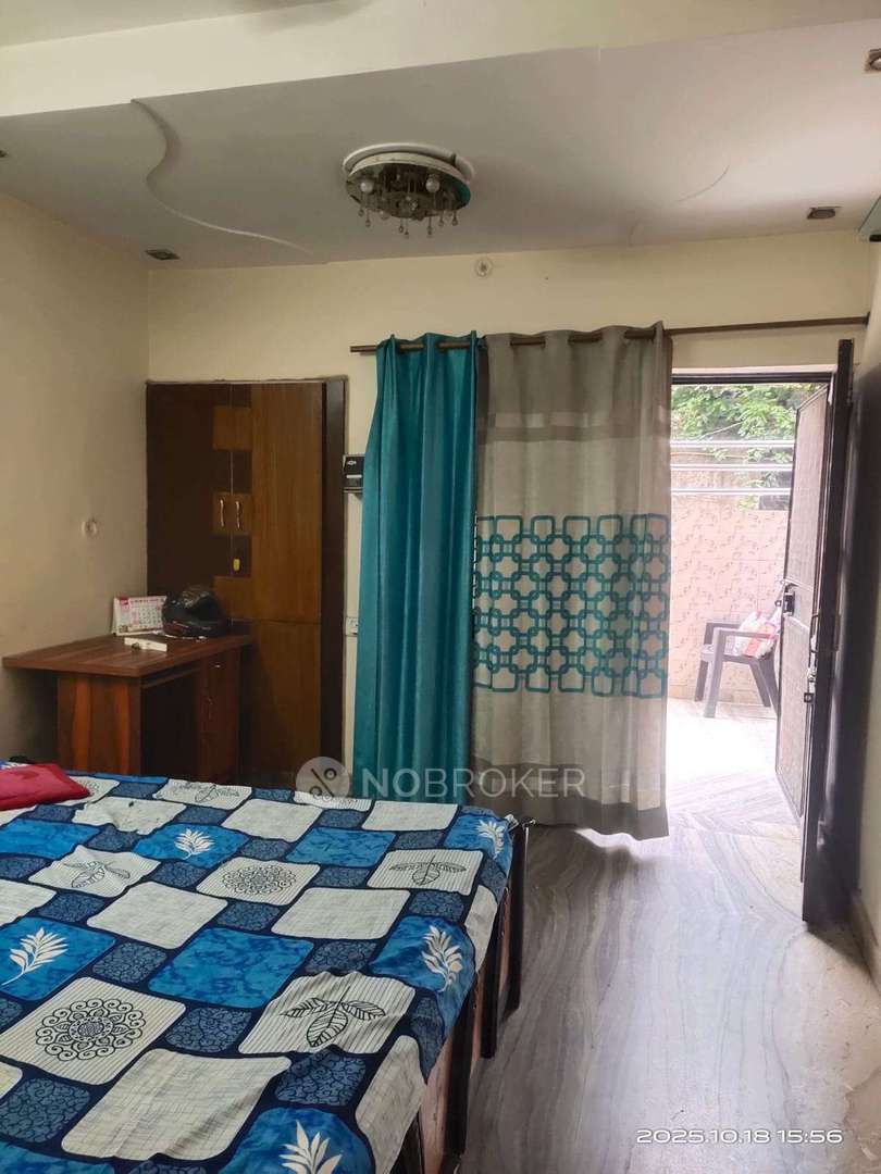 3 BHK Flat In Shivam Enclave for Rent  In Vishwas Nagar