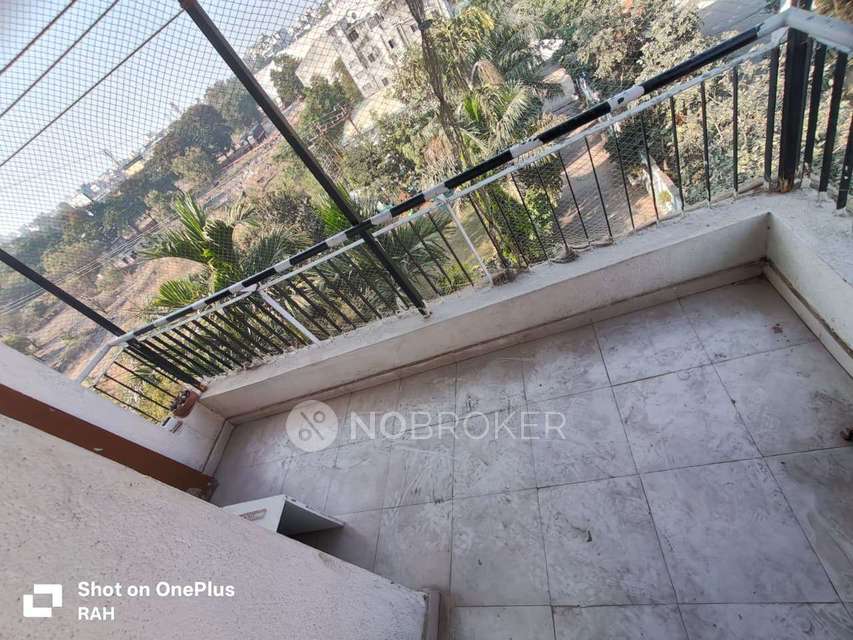 2 BHK Flat In Pristine Classique Co-op Hsg Soc for Rent  In Pristine Classique Co-op Hsg Soc