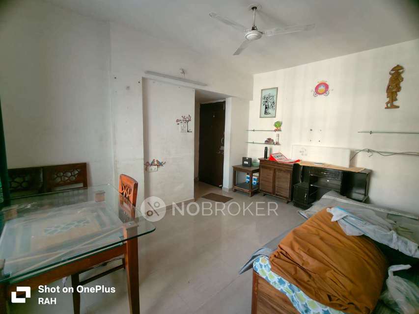 2 BHK Flat In Pristine Classique Co-op Hsg Soc for Rent  In Pristine Classique Co-op Hsg Soc