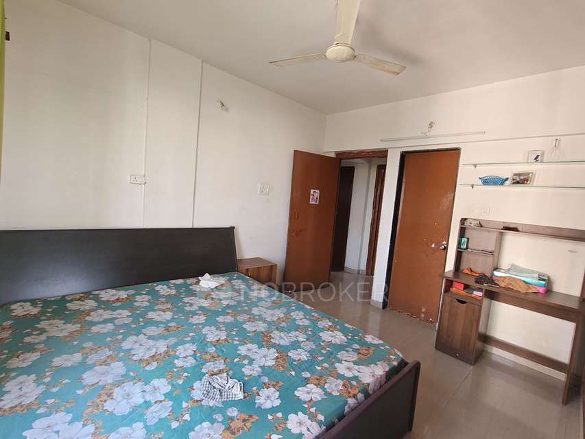 2 BHK Flat In Pristine Classique Co-op Hsg Soc for Rent  In Pristine Classique Co-op Hsg Soc