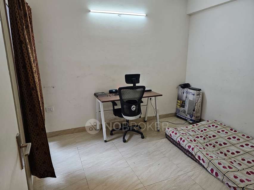 2 BHK Flat In 14 Th Avenue Gaur City  for Rent  In Gaur City 2