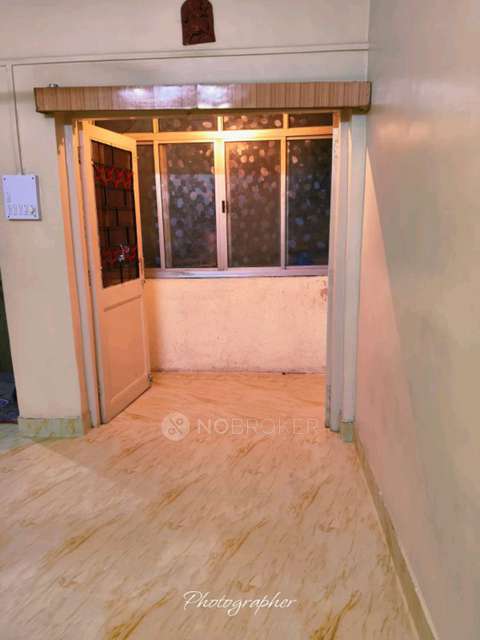 Industrial Building in Raja Mantri Udyan, Pune for Rent 