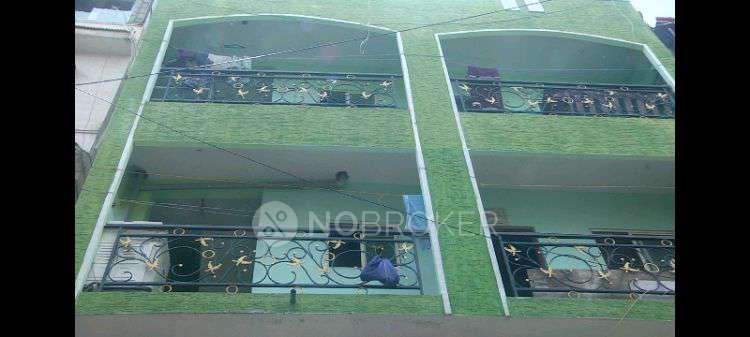 4+ BHK Flat For Sale  In  Richards Town