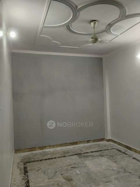 2 BHK Flat For Sale  In School Block