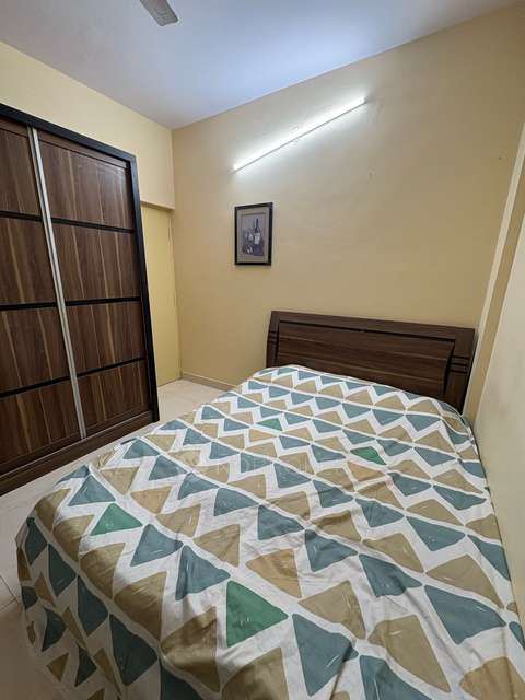 Single Room for Female In 2 BHK  In Nisarga Keerthana In Suryanagar 