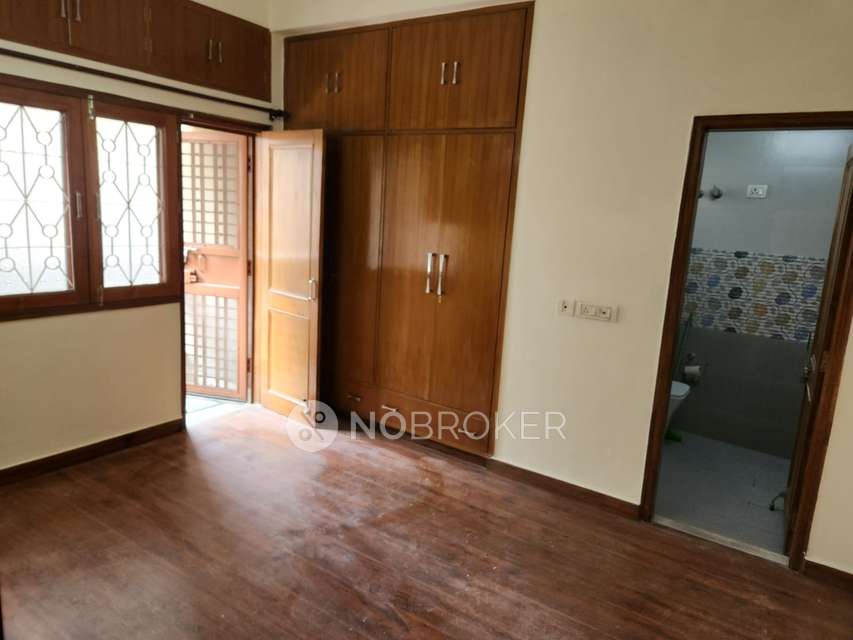 4 BHK Flat In Munirka Apartments, Dwarka For Sale  In Dwarka