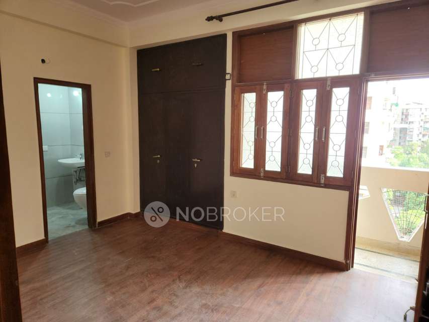 4 BHK Flat In Munirka Apartments, Dwarka For Sale  In Dwarka
