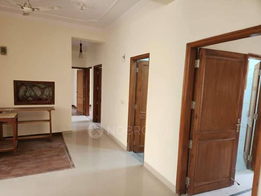4 BHK Flat In Munirka Apartments, Dwarka For Sale  In Dwarka