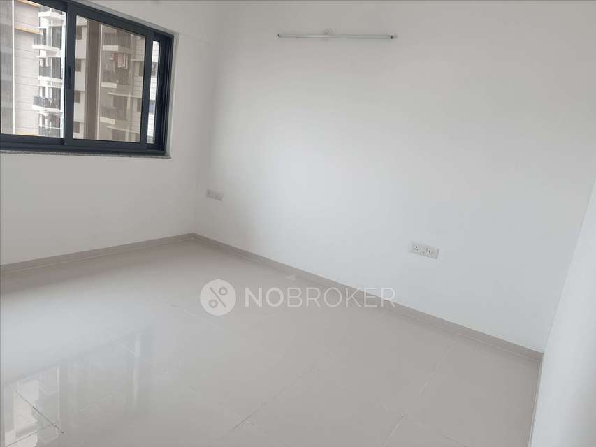 2 BHK Flat In Amanora Gold Towers 44 45 And 46, Pune For Sale  In Pune