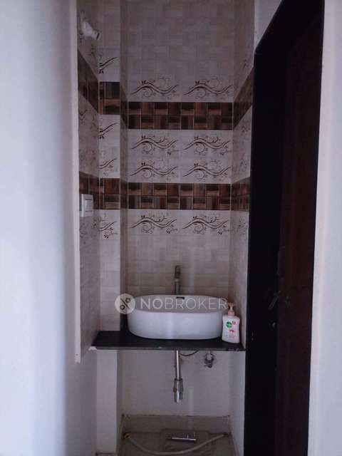 1 RK Flat In Ap for Rent  In Moi