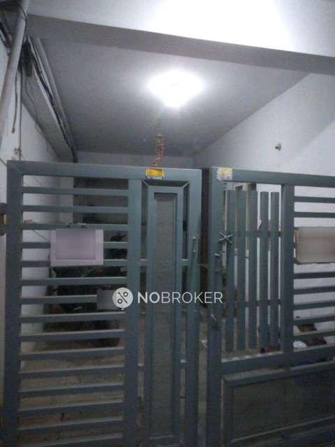 4+ BHK Flat For Sale  In Borabanda