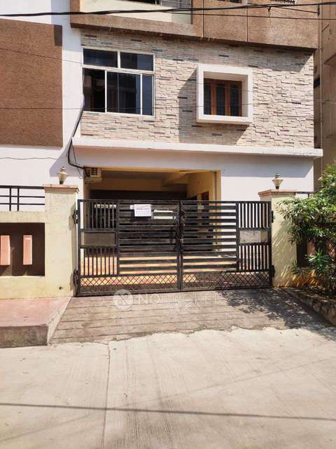 2 BHK Flat In Saraswathi Nilayam For Sale  In Alwal